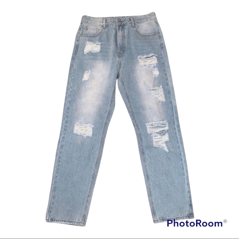 straight leg ripped jeans